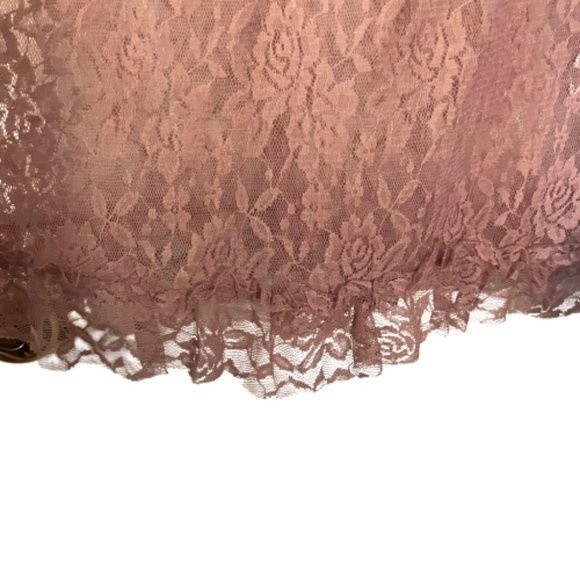 Easel Women’s Pink Lace Tank Top Size Medium - Picture 3 of 8